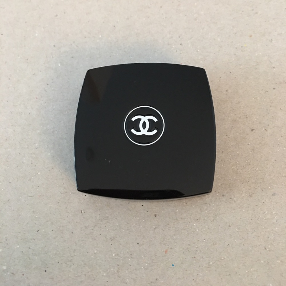 COPY - Chanel ombré unique crème